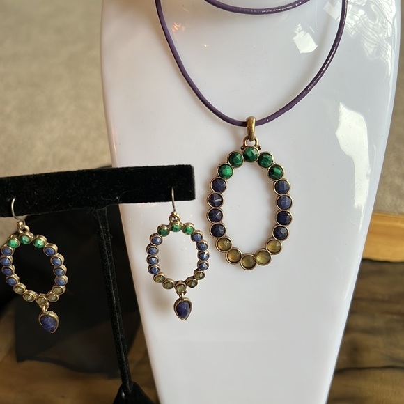 VINTAGE COLORED SEMIPRECIOUS STONES Matching pendent and earring set - Picture 1 of 4